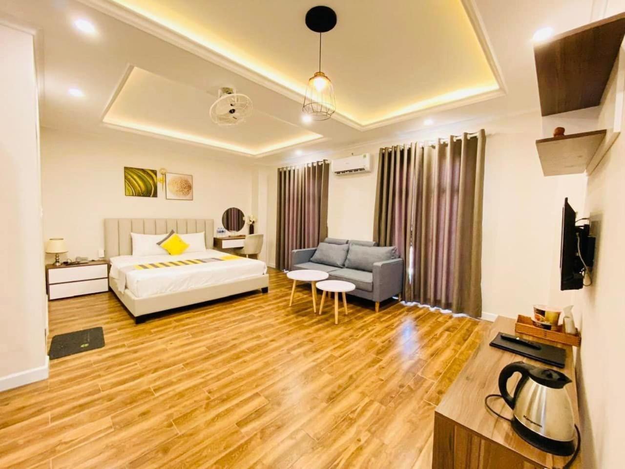 Cà Mau Khach San The One Hotel 1 מראה חיצוני תמונה